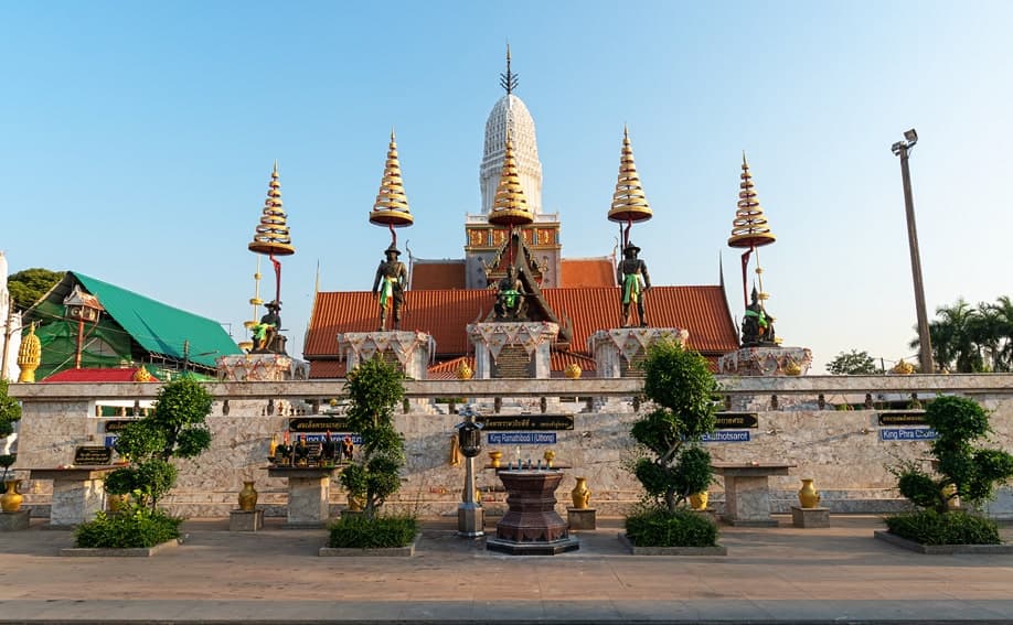 Wat Phutthai Sawan.